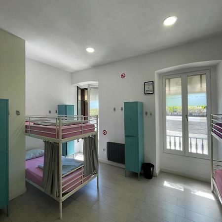סן סבסטיאן Downtown River Hostel מראה חיצוני תמונה