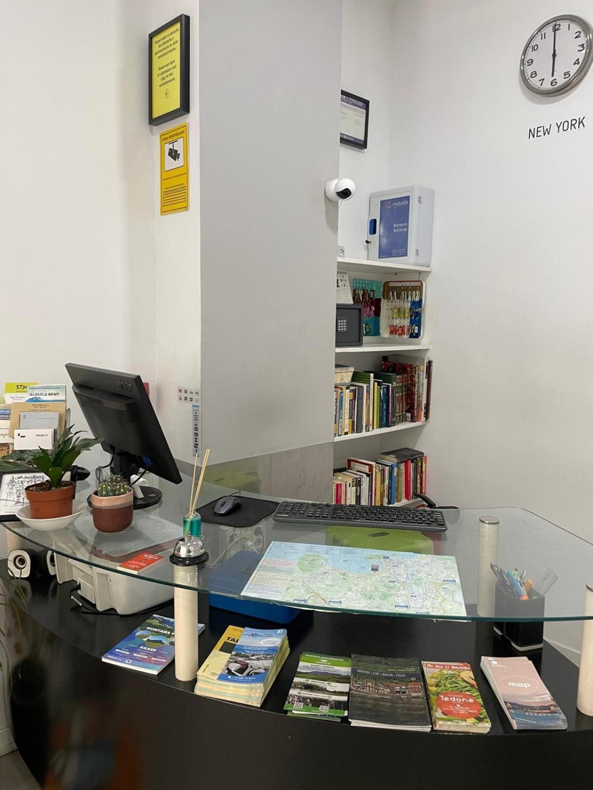 סן סבסטיאן Downtown River Hostel מראה חיצוני תמונה