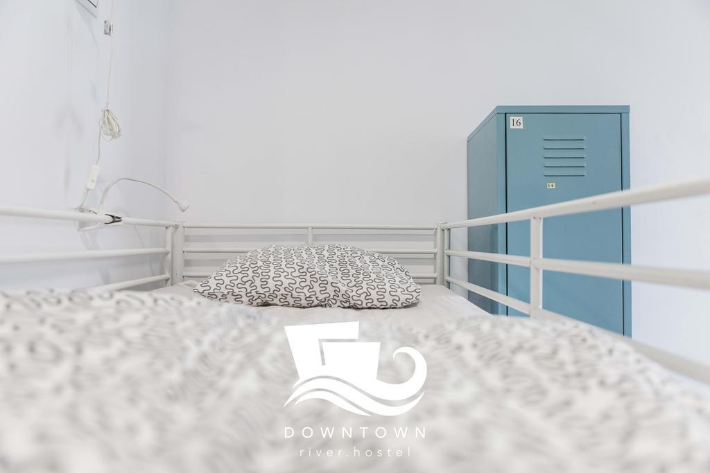 סן סבסטיאן Downtown River Hostel חדר תמונה