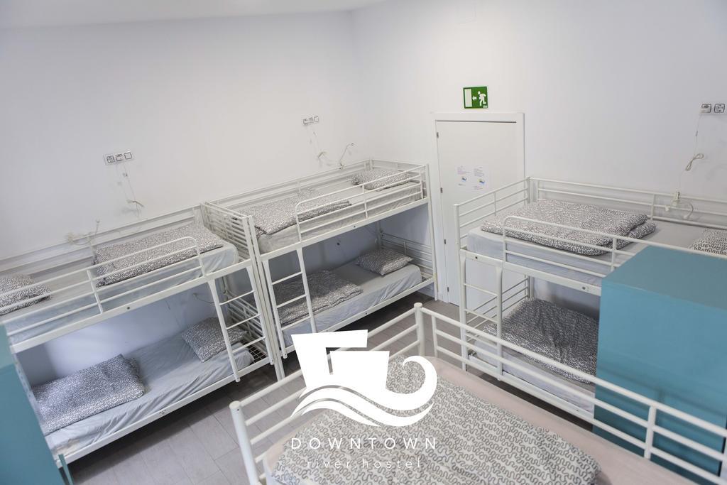 סן סבסטיאן Downtown River Hostel מראה חיצוני תמונה